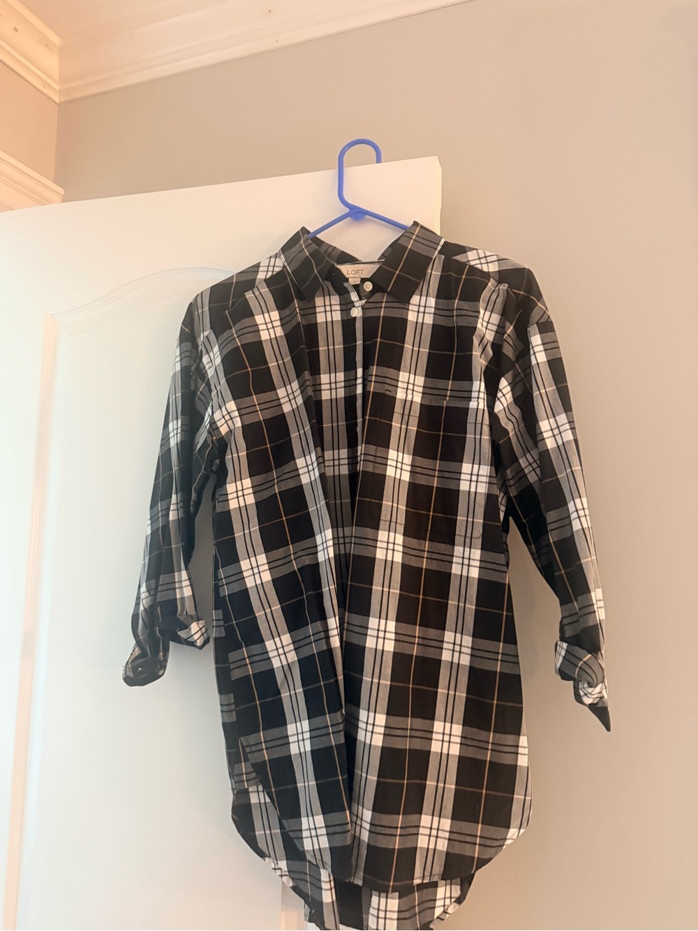 LOFT Black & White Plaid Button-Down Shirt